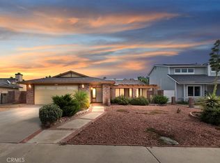 860 Polk Ct, Hemet, CA 92543