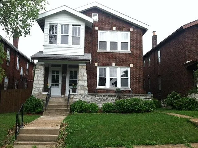 5038 Winona Ave — Photo 10