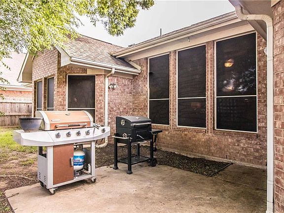 5th image of 6238 Saint Leonard Dr