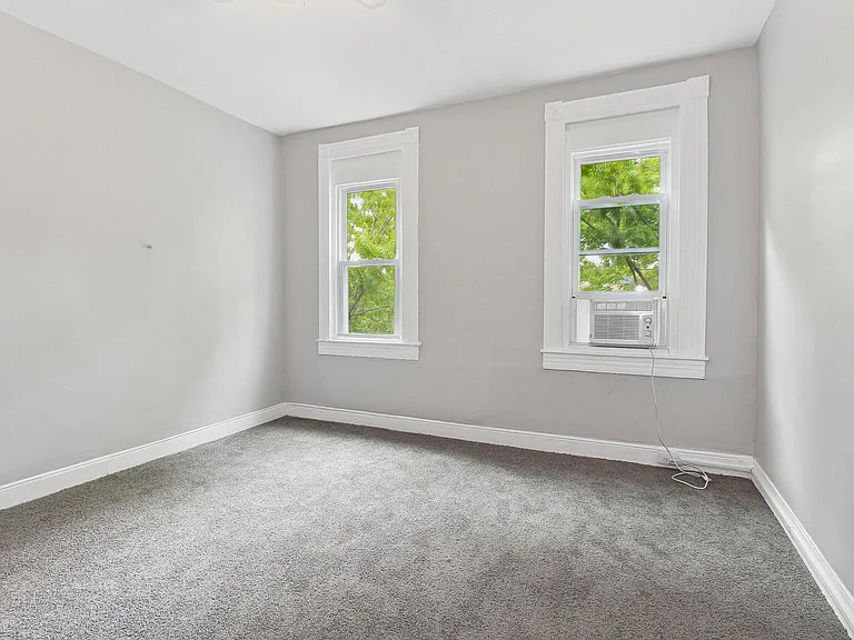 2514 Wilkens Ave — Photo 14