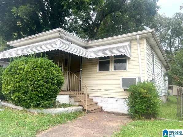 921 19th Pl SW, Birmingham, AL 35211