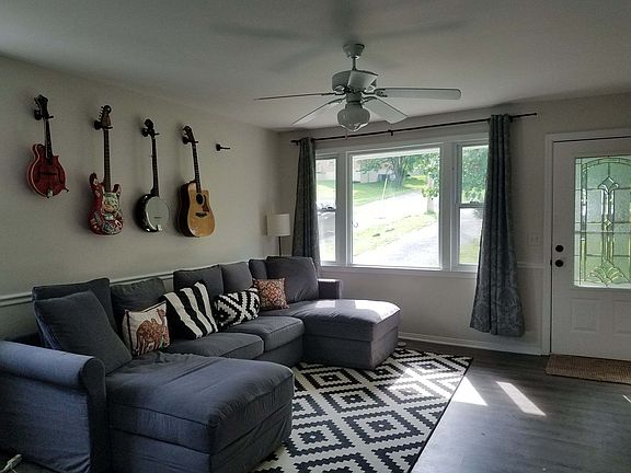 2nd image of 121 Mountainwood Dr