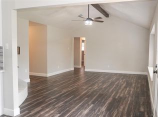 605 Regency Dr, Deer Park, TX 77536