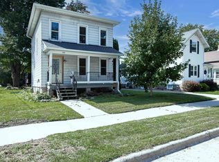 101 W 14th Ave, Oshkosh, WI 54902