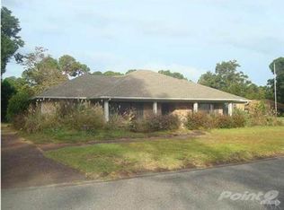 345 Bunker Hill Dr, Pensacola, FL 32506