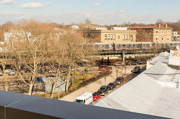 Rented by East Williamsburg Realty Inc | media 9