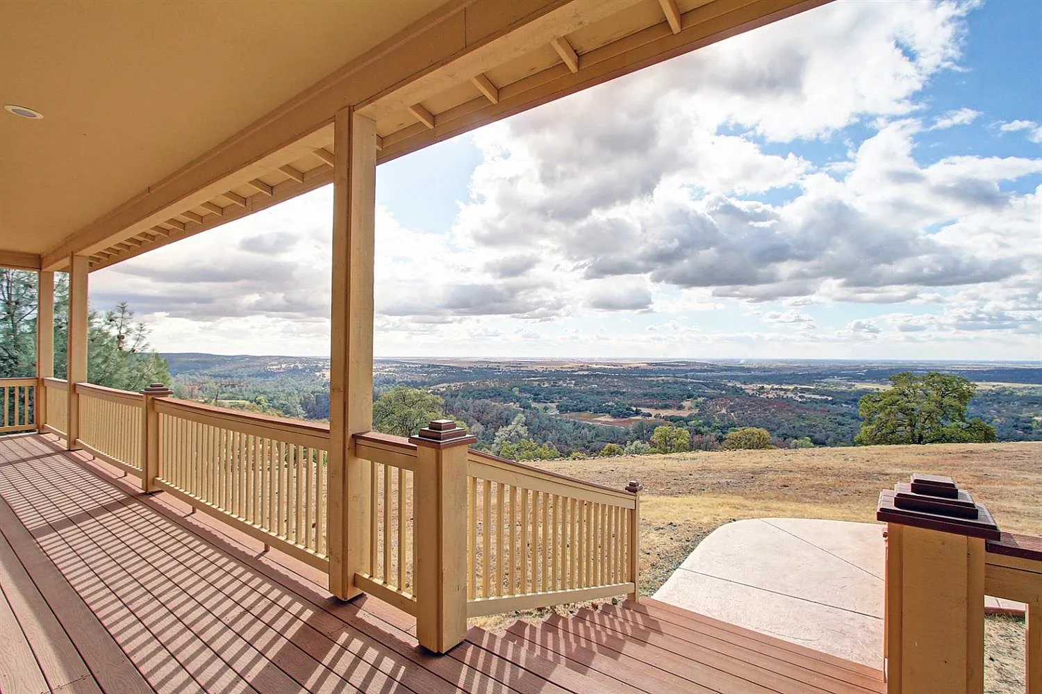 9884 Deer Ridge Ct photo 1