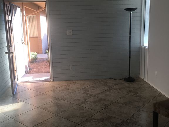 5th image of 1718 E Campbell Ave APT 27