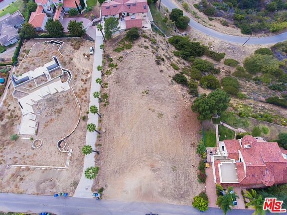 3rd image of 4229 Avenida De La Encinal