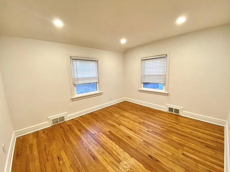 659 S McCann Ave — Photo 9