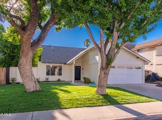 2227 Century Pl, Simi Valley, CA 93063