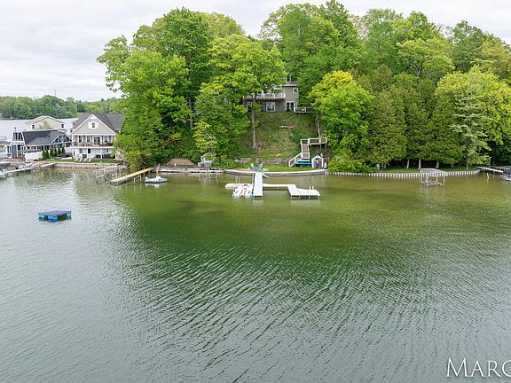 4th image of 4626 Hilltop Dr