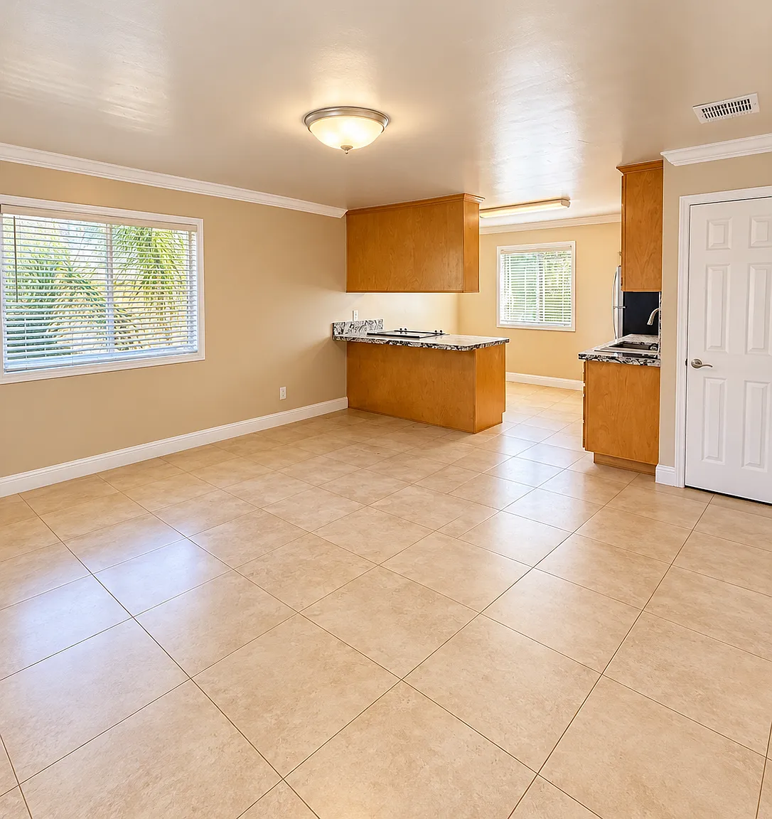 2 bed, 925 sqft, $2,000 — Photo 1