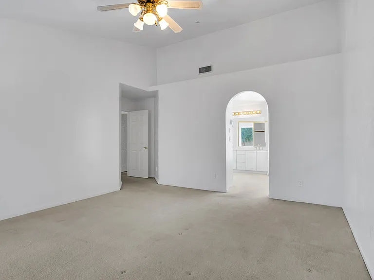 11079 N Mountain Breeze Dr — Photo 8