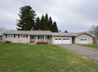 10 Hutchins St, Norfolk, NY 13667