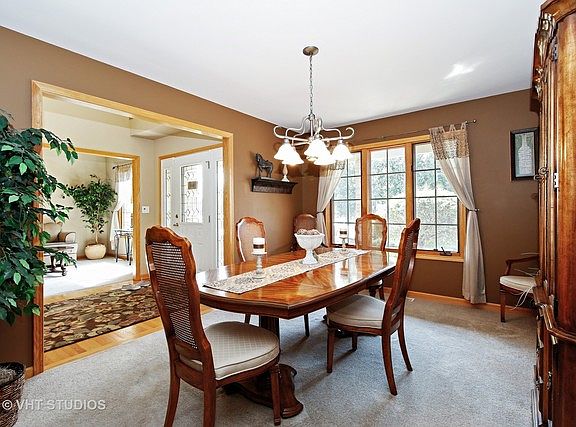 4th image of 24506 W Wellesley Cir