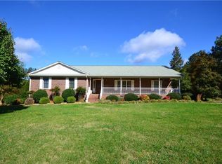 1357 Old Cox Rd, Asheboro, NC 27205