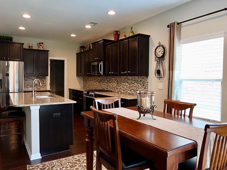 5409 Poplar Knoll Dr — Photo 8