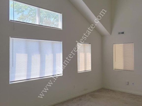 3rd image of 10850 Fox Cove Dr