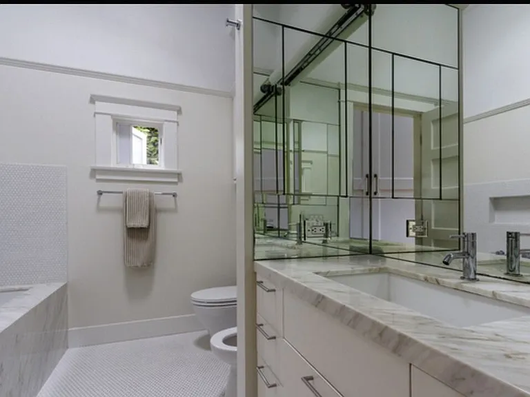 652 Woodlawn Ave — Photo 9