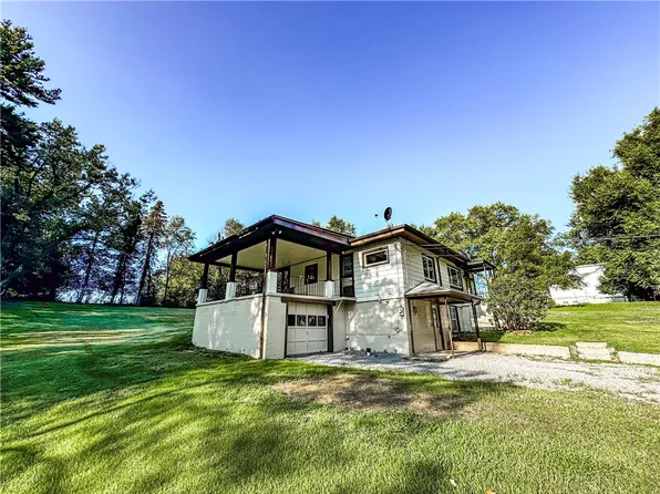 2408 Oak Hill Rd, Gibsonia, PA 15044