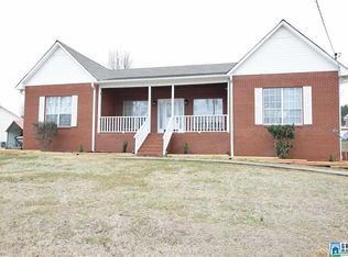 710 Chestnut Dr, Hayden, AL 35079