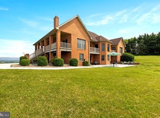 100 Orchard Hill Dr, Orrtanna, PA 17353
