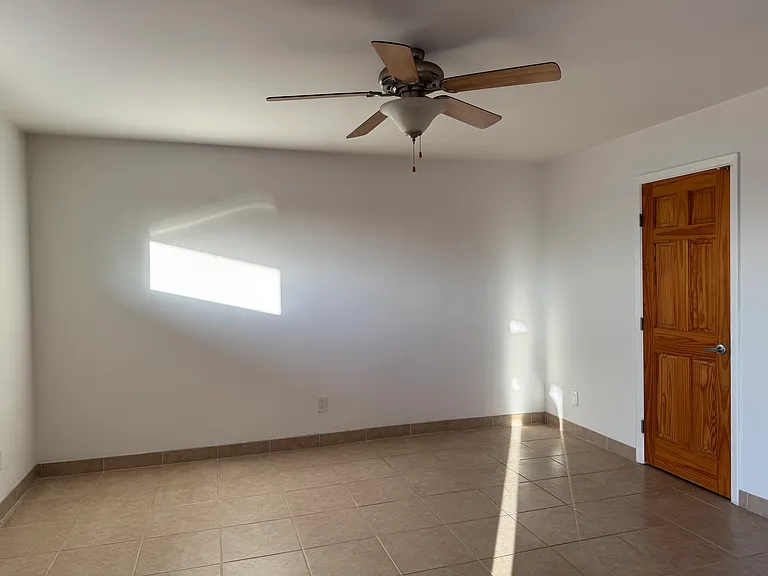 644 E La Jolla Dr — Photo 14