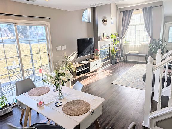 2nd image of 6562 Prestwick Ct APT D