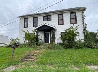 558 Iva St, Huntington, IN 46750