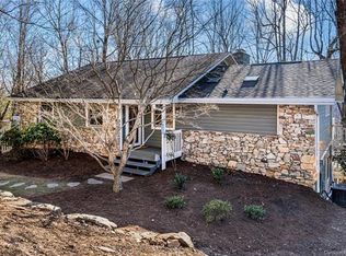 10 Chestnut Top Cir, Mills River, NC 28759