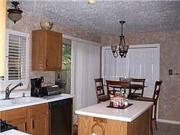 5th image of 3526 Grove Oaks Dr