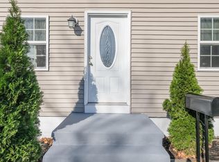 2515 Avenue A, Levittown, PA 19056