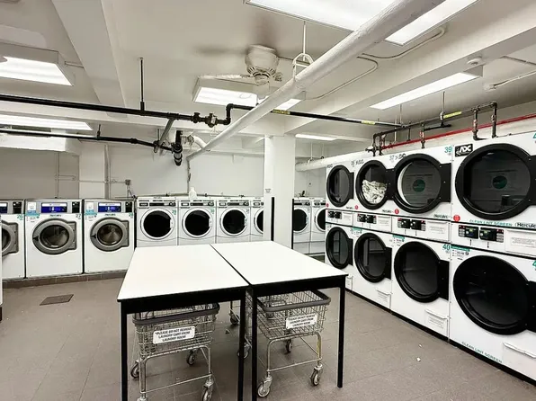 420 East 64th Street image 12 of 12