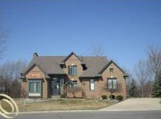 4425 N Castlewood Ct, Auburn Hills, MI