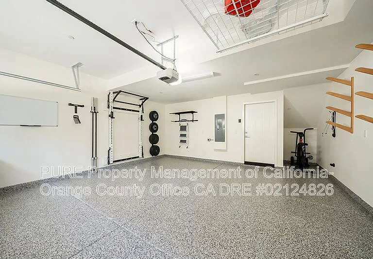 661 W 17th St — Photo 21