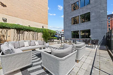 Rented by Living New York