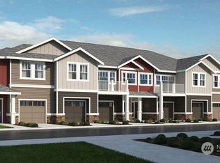 19241 NE 69th Cir #203, Redmond, WA 98052