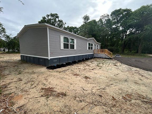 3rd image of 135 Rivermont Rd
