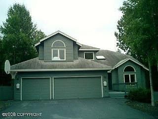 2nd image of 4852 Hunter Dr
