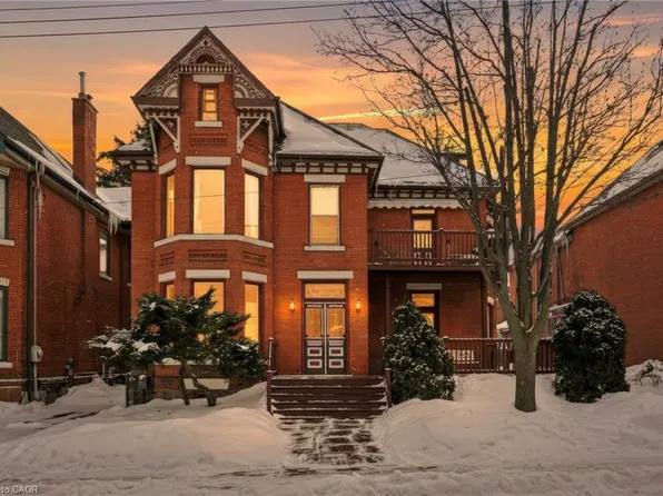 27 Ontario Ave, Hamilton, ON L8N 2X1