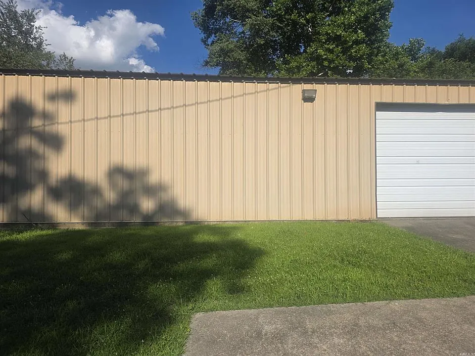 414 Cole Dr #1