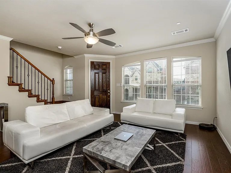 2559 Adam Ln — Photo 5