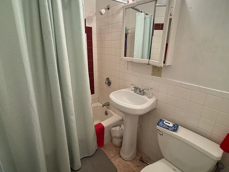 37 Egremont Rd #4 — Photo 10