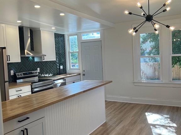 2nd image of 17 Whitethorne Ave