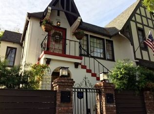 2111 Woodland Way, Los Angeles, CA 90068