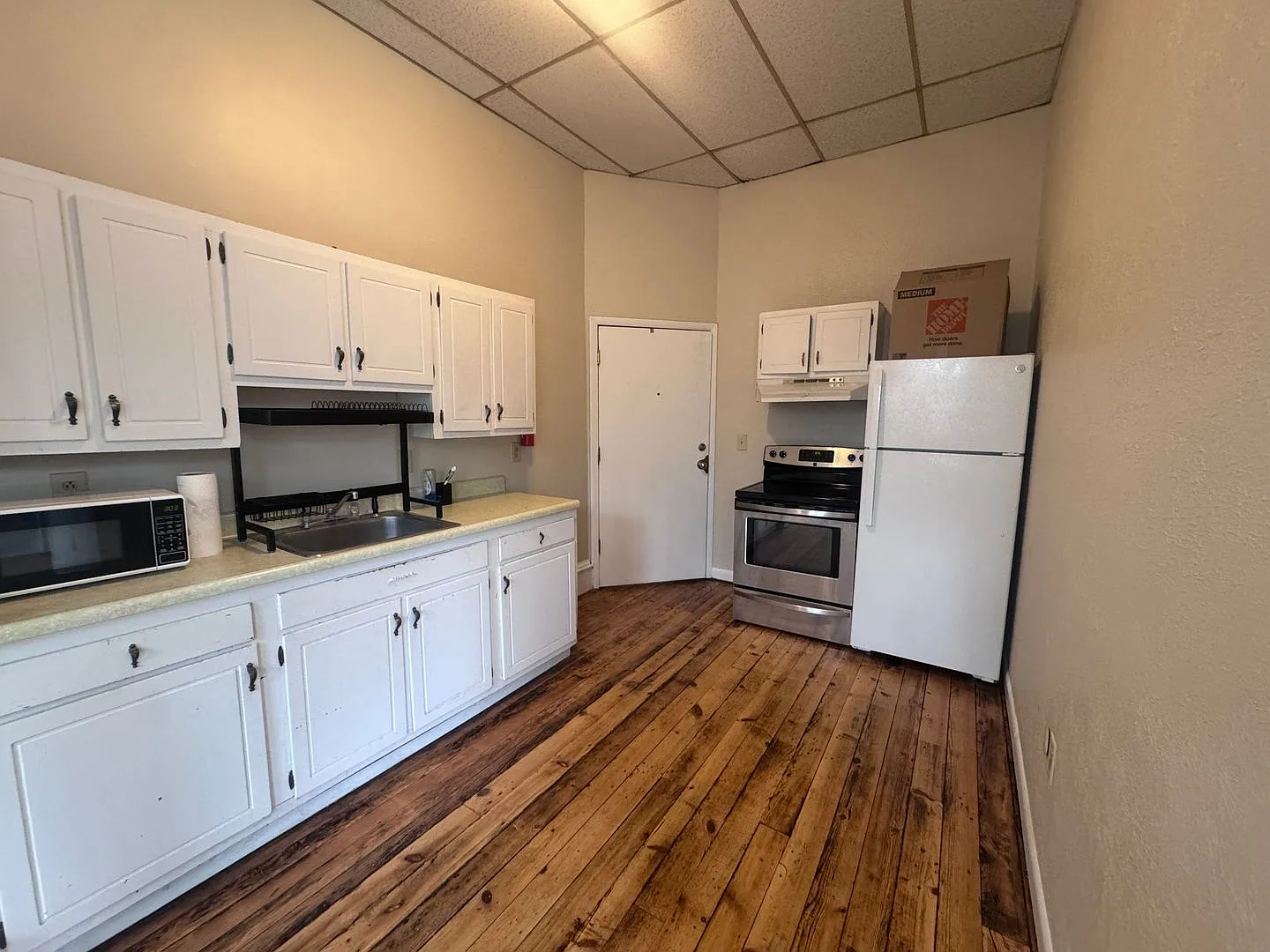 63 Main Street — Photo 1