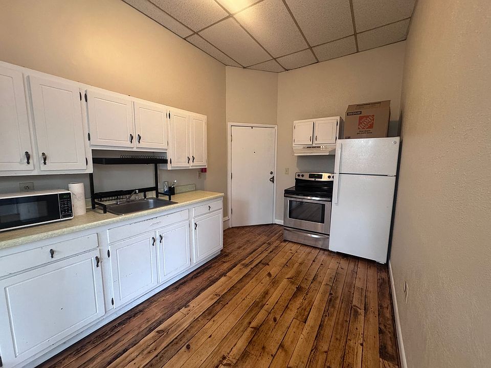 1st image of 63 Main St APT 6