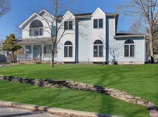 1906 Hampden St, Oakhurst, NJ