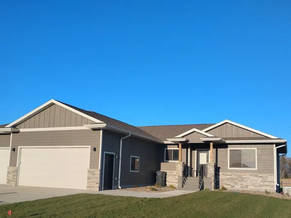 610 S Byron Blvd, Chamberlain, SD 57325